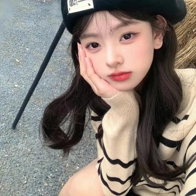 27套礼服 封面
