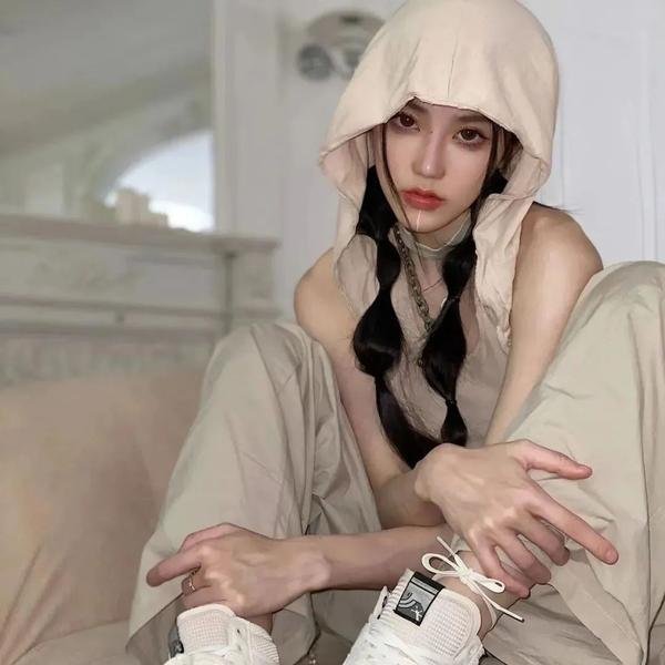 凯利女王 封面